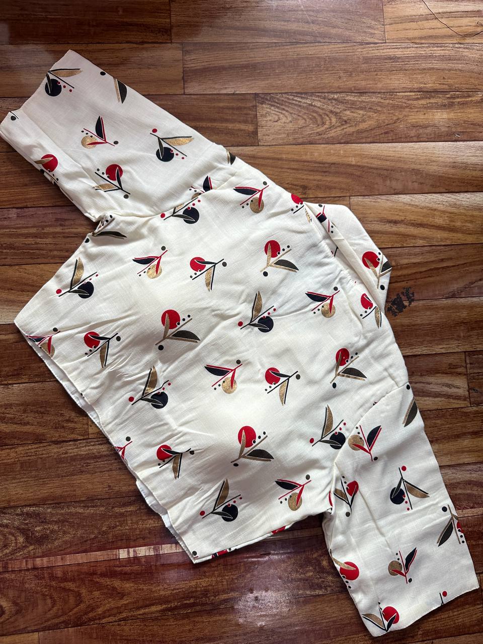 Magic Cotton Front open with hook Padded Off White Printed blouse