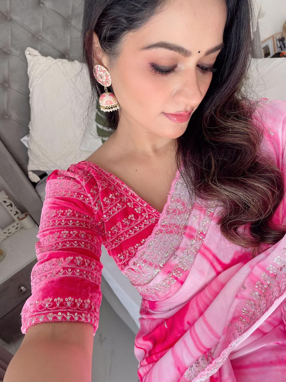 Printed saree Weight Less Fabric and Embroidery work with Sequence Arc-Cut Border
