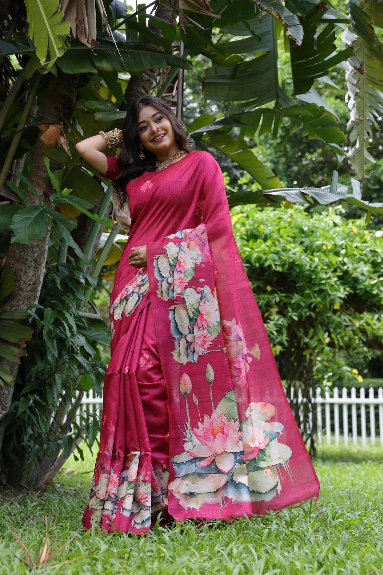 Soft tussar silk fabric with print on pallu saree Women's wear printed saree blouse