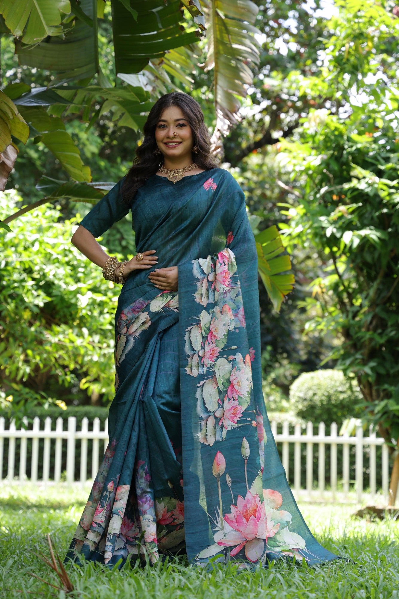 Soft tussar silk fabric with print on pallu saree Women's wear printed saree blouse