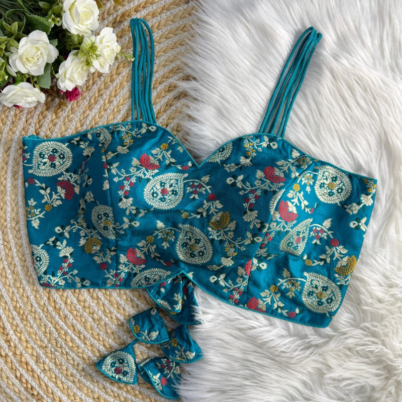 Sleeveless Printed Blouse Backless Pattern with Tie Lace Dola Silk jacquard Fabric