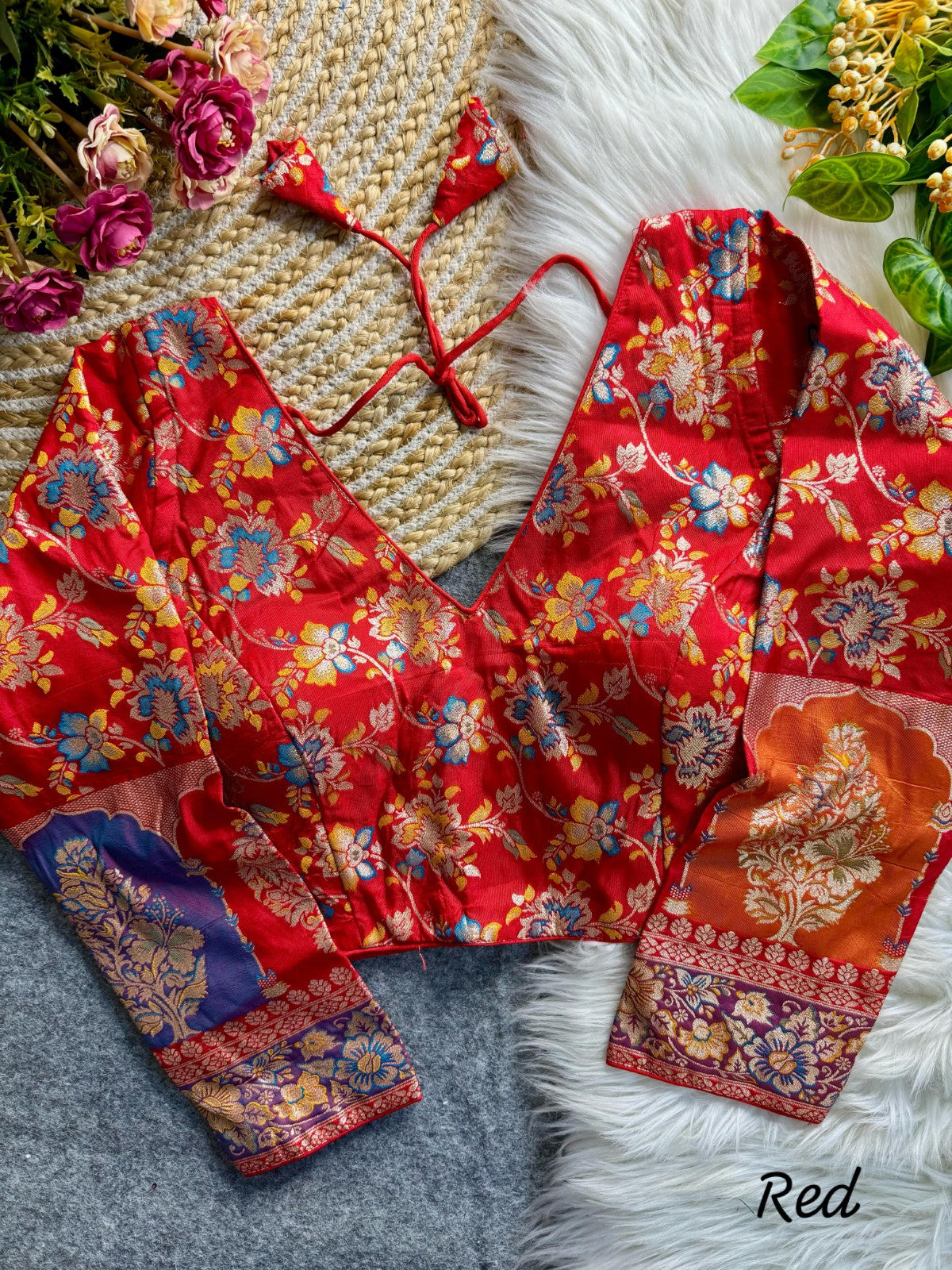Dola silk long sleeve V neck Jacquard blouse Pure silk Padded blouse