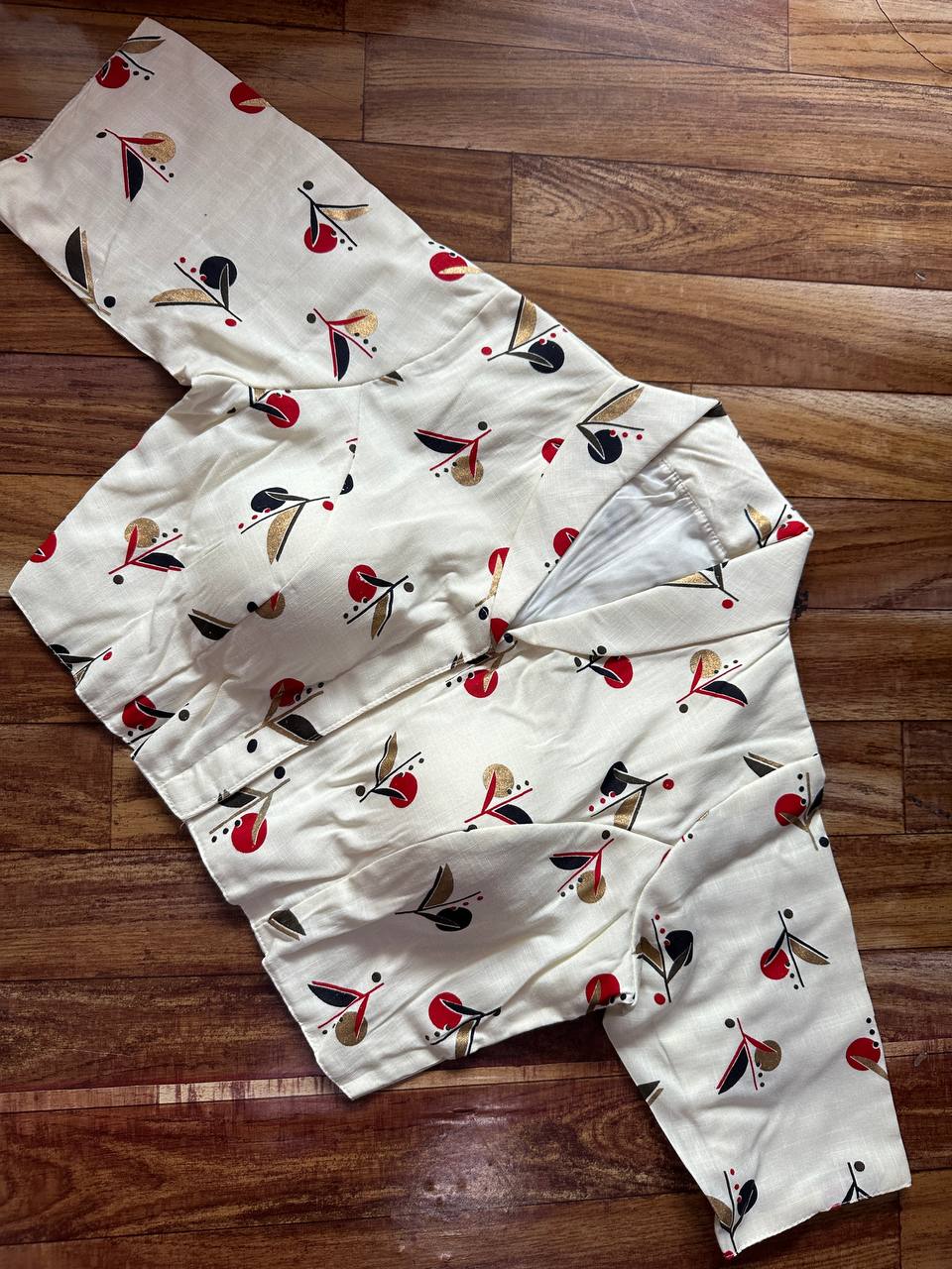 Magic Cotton Front open with hook Padded Off White Printed blouse