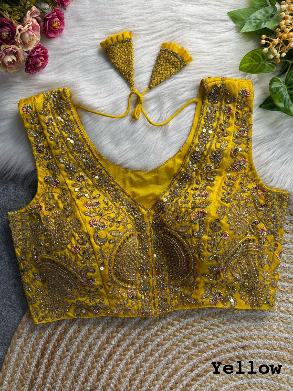 Readymade Handwork with Thread coding Sequin work Sleeveless V neck Padded blouse