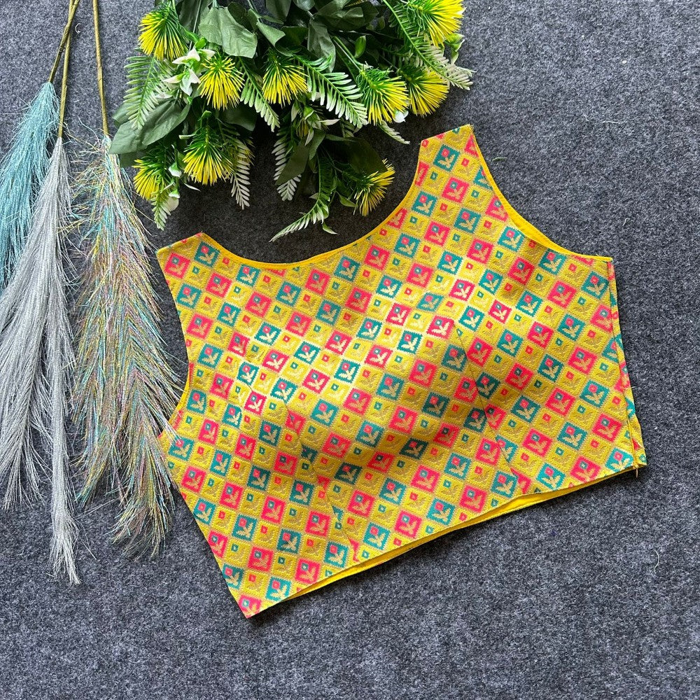 Round neck Sleeveless Banarasi silk with Gold zari work Padded blouse
