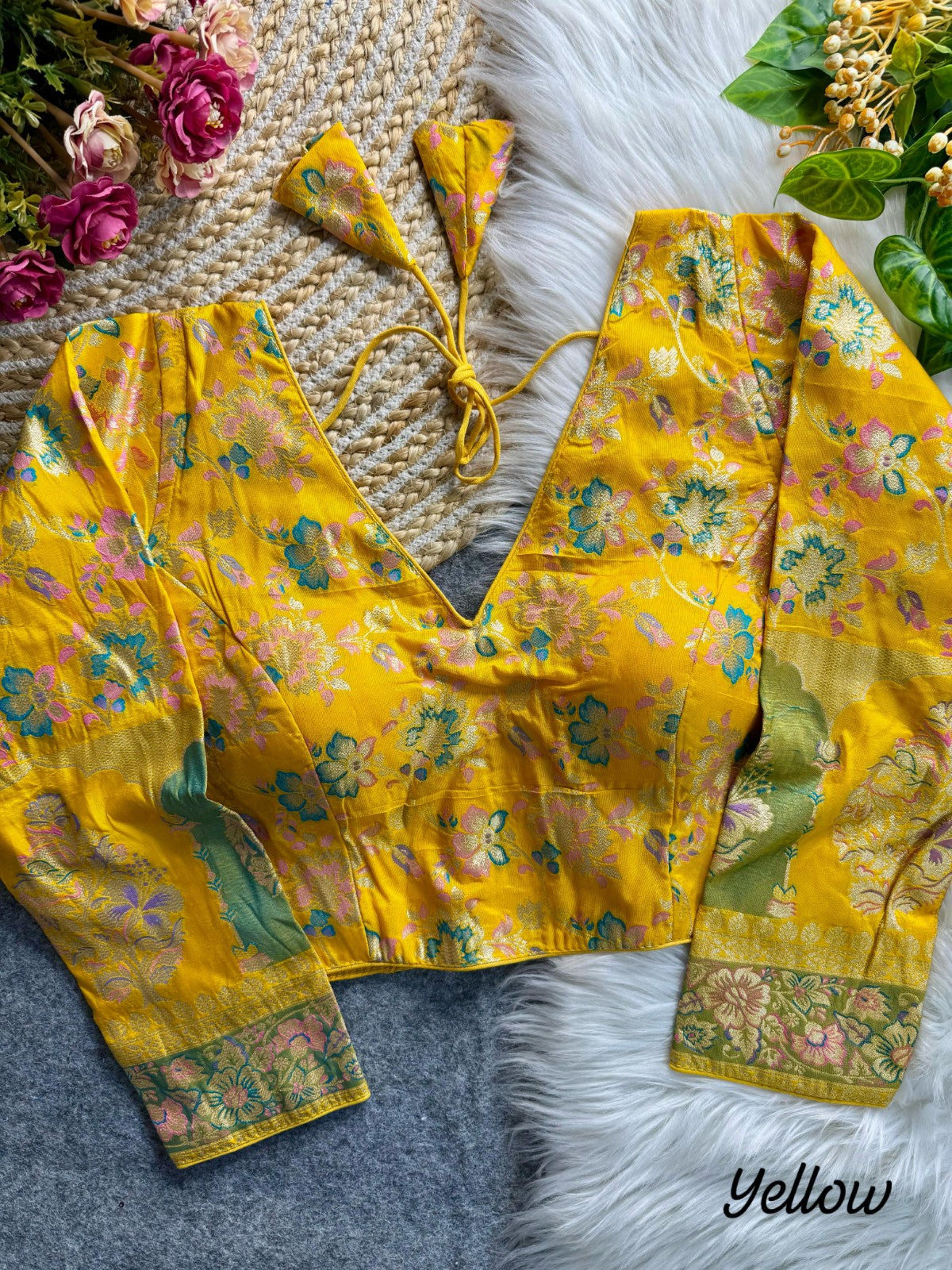 Dola silk long sleeve V neck Jacquard blouse Pure silk Padded blouse