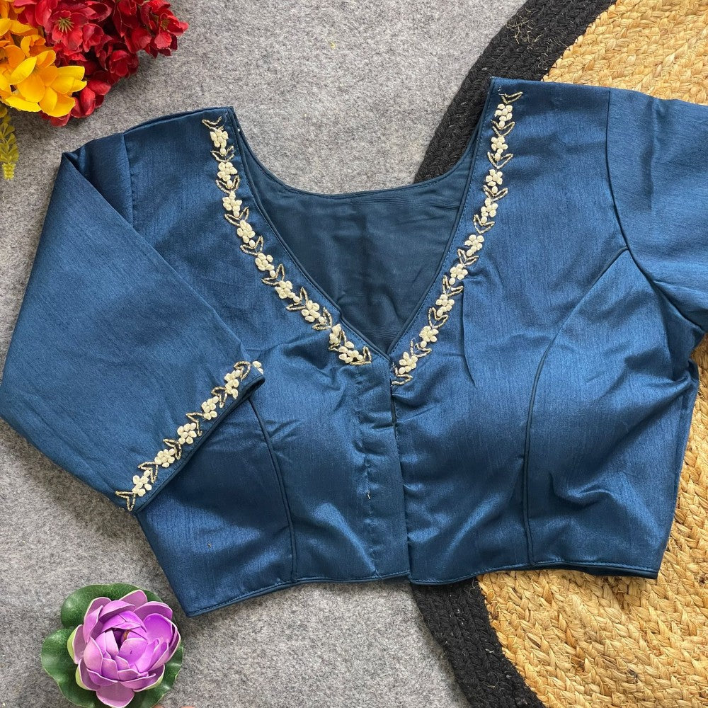 Handwork blouse Pure silk fabric Women's wear blouse Padded saree blouse V neck top wear