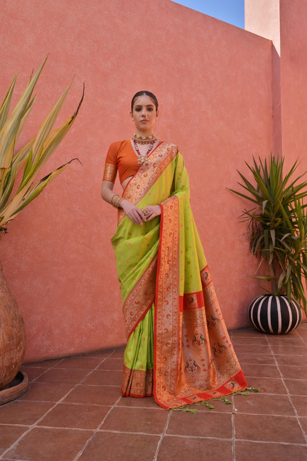 Soft banarasi silk fabric with contrast weaving border work saree Women's wear sari blouse