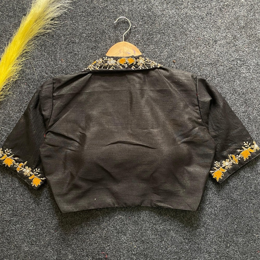 Collar neck Women's wear Blouse Silk fabric Handcrafted work Padded short sleeve blouse