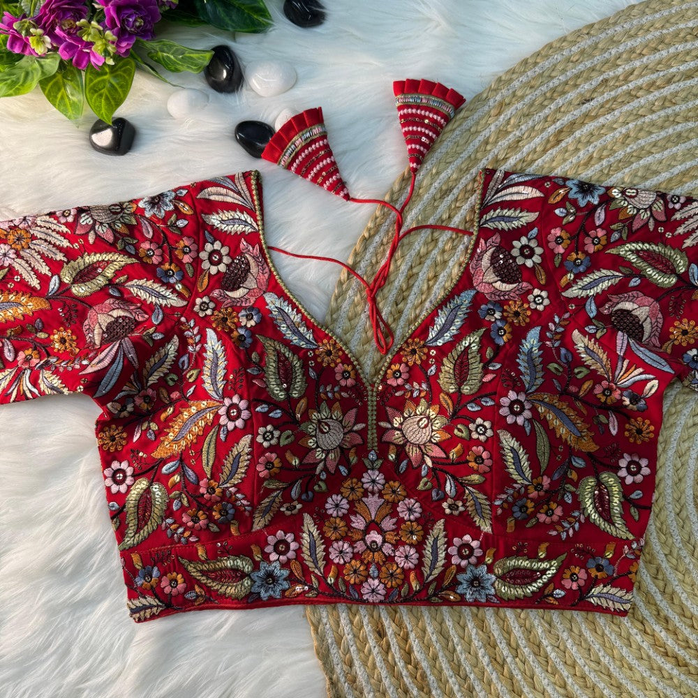 Bridal style Hand work blouse Women's wear padded blouse Readymade saree blouse