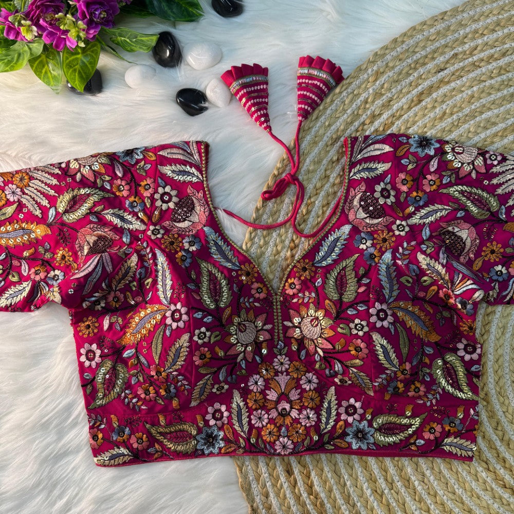 Bridal style Hand work blouse Women's wear padded blouse Readymade saree blouse