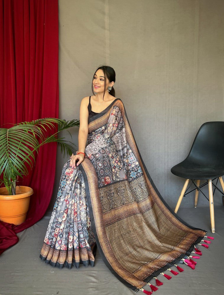 Women's wear Cotton fabric Sari Kashmiri digital print work saree