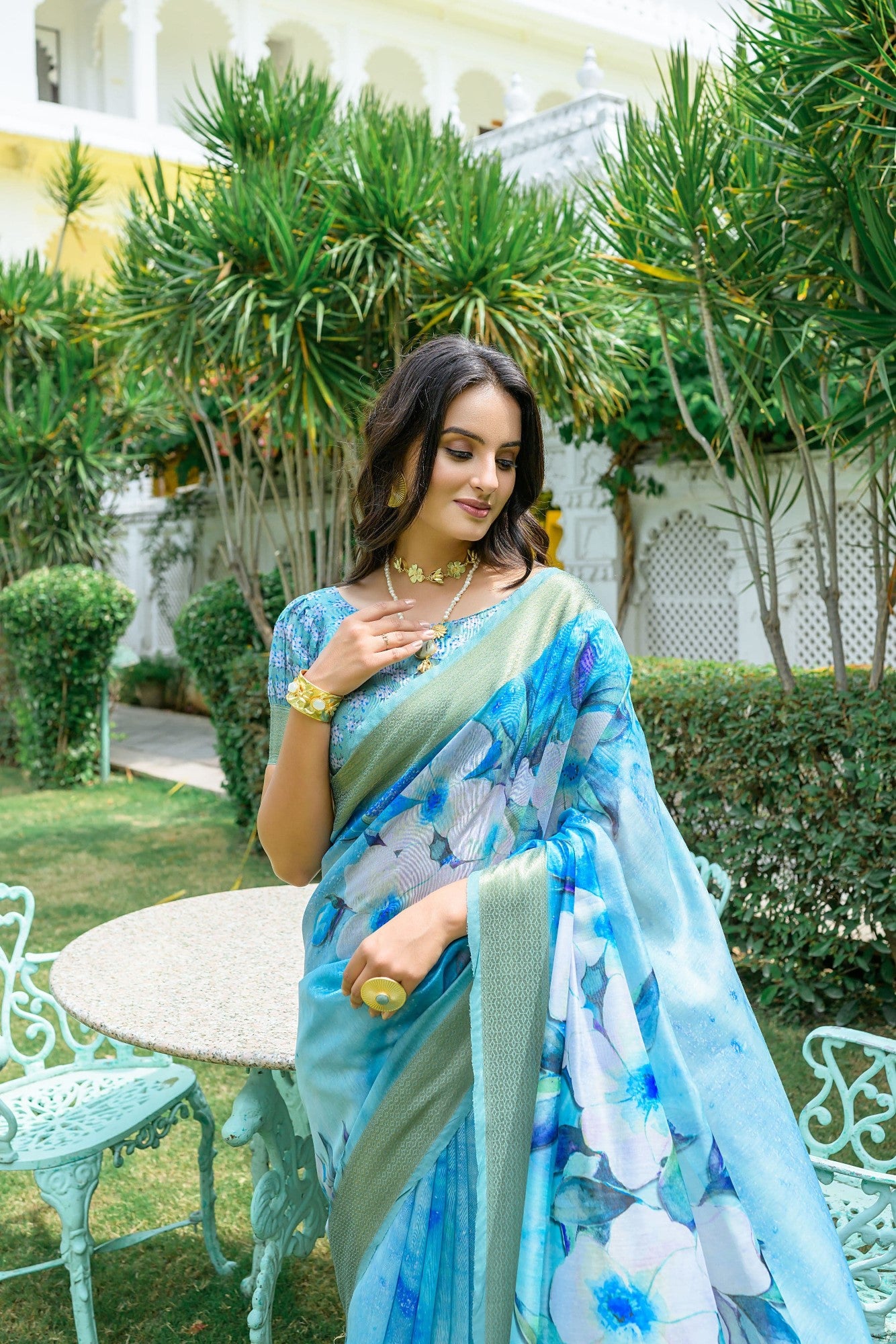 Indian ethnic Soft linen cotton fabric Floral print with zari weaving border work Women's saree