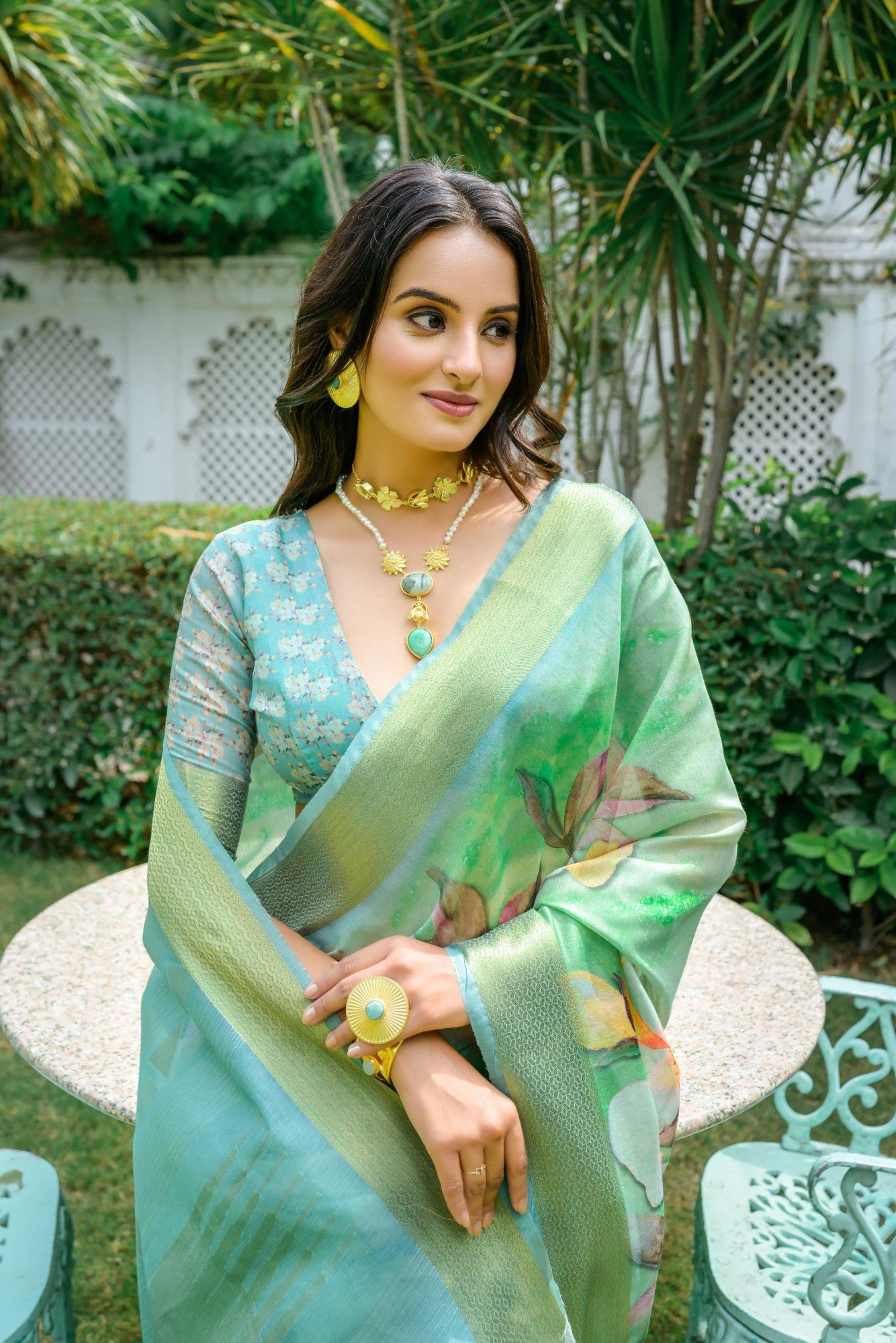 Indian ethnic Soft linen cotton fabric Floral print with zari weaving border work Women's saree