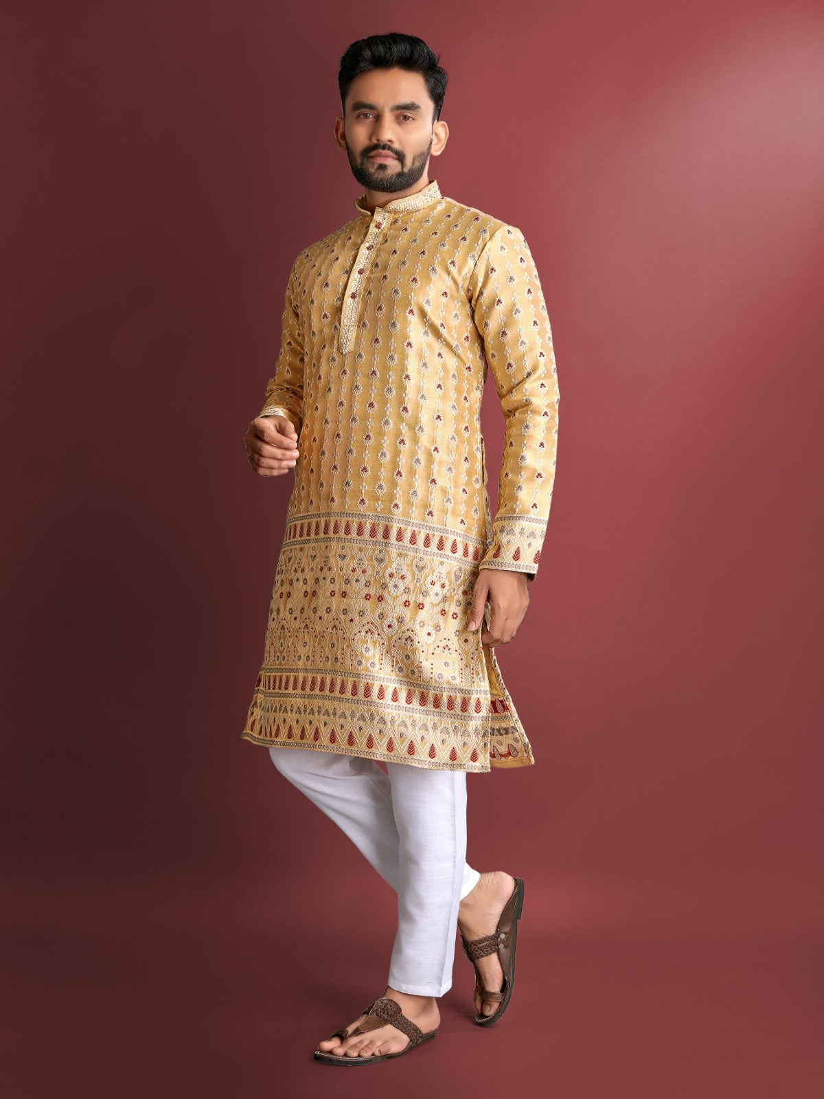 Men's kurta pajama set Embroidery thread work Jacquard silk fabric