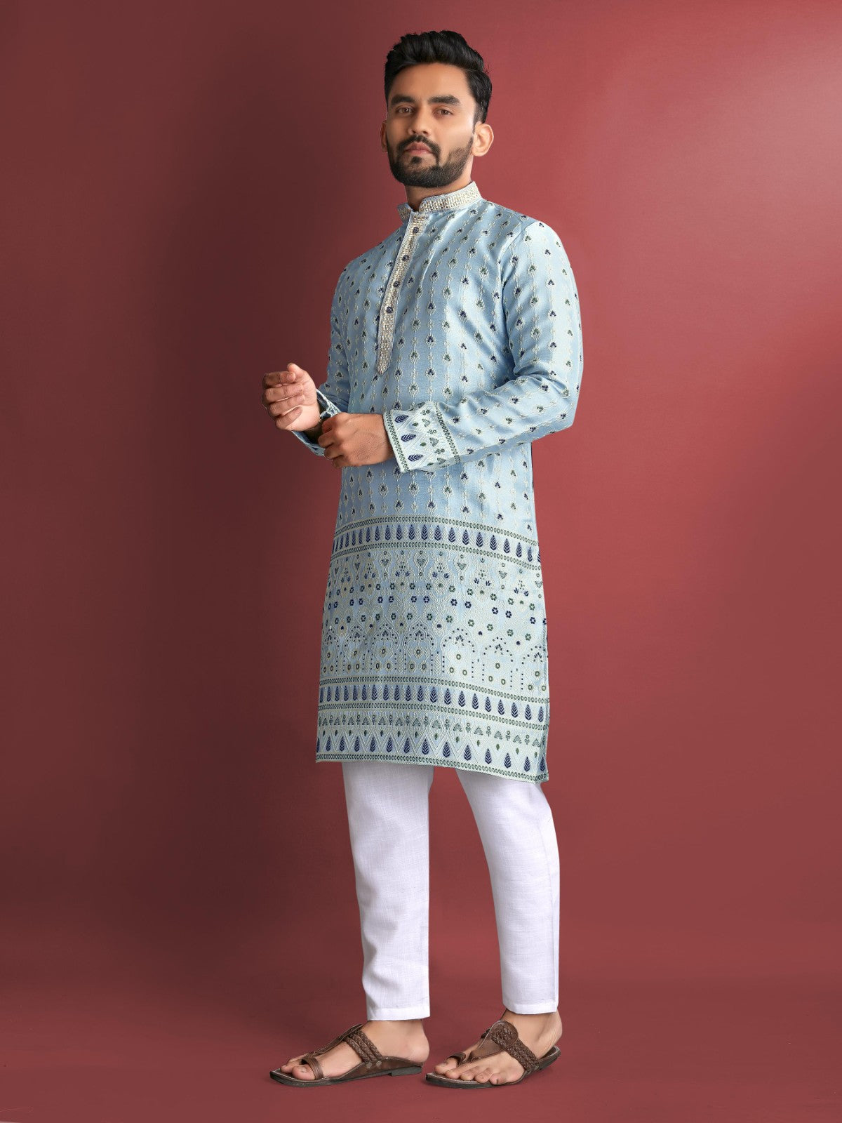 Men's kurta pajama set Embroidery thread work Jacquard silk fabric